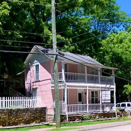 The Pink House On Main - Lower 尤里卡斯普林斯 外观 照片