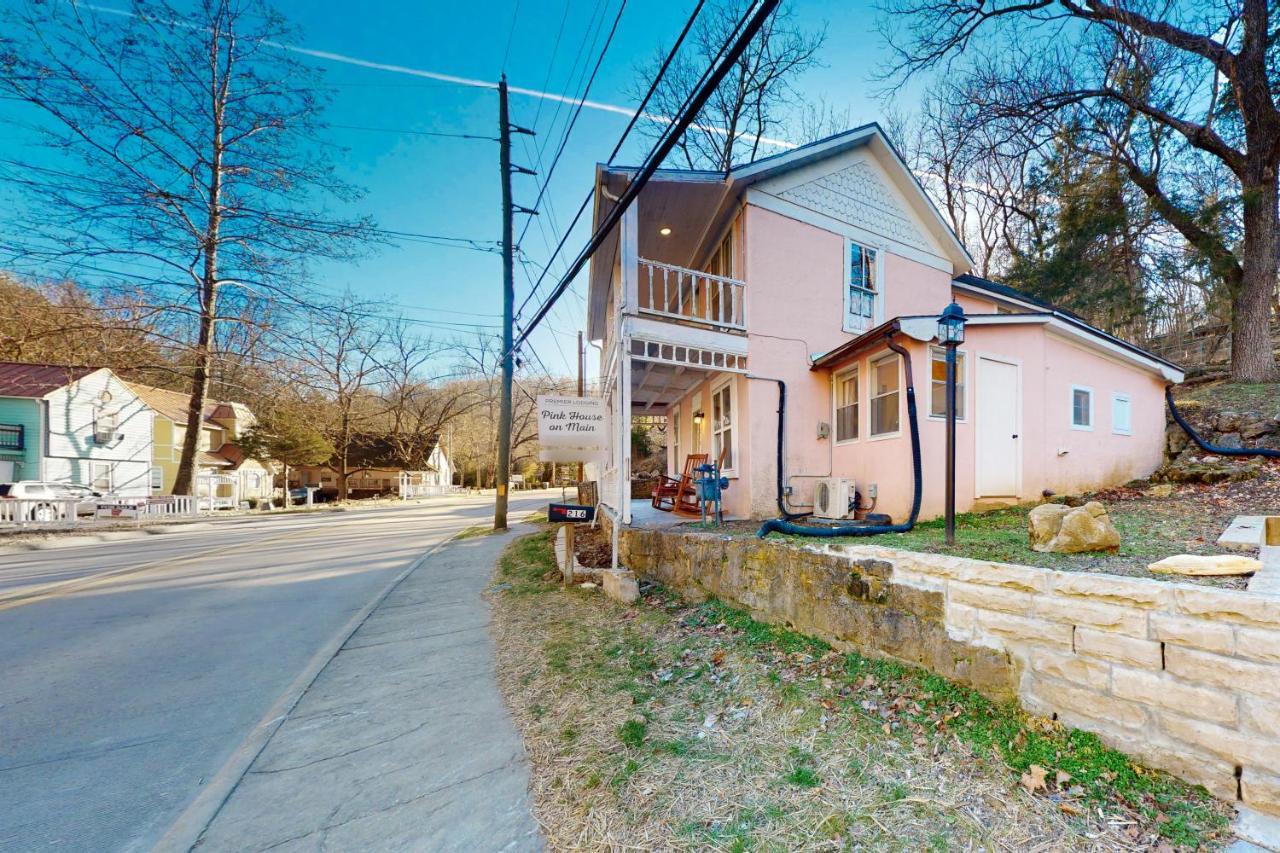 The Pink House On Main - Lower 尤里卡斯普林斯 外观 照片